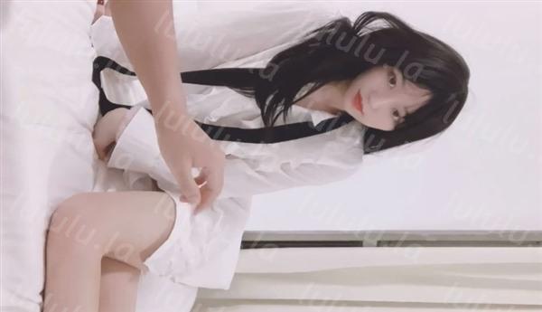 最新流出91最美女神❤️不见星空❤️眼镜御姐范被长屌网友后入美臀-福利岛