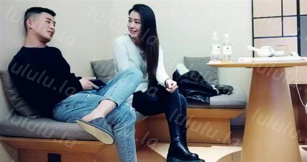 秦探秦总探花回归约了个颜值不错牛仔裤少妇，互摸舔弄调情弄了半天没硬起来-福利岛