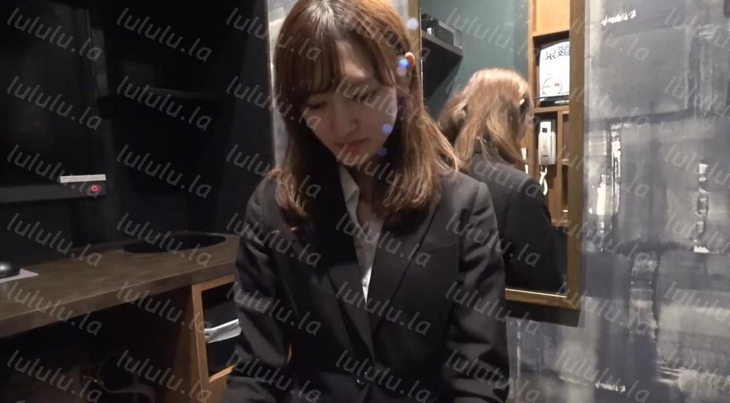 11月新品FC2PPV系列23岁模特体型美女白领穿着制服来约炮夹成一条缝小肥鲍超级粉爱液很多狠狠干-福利岛