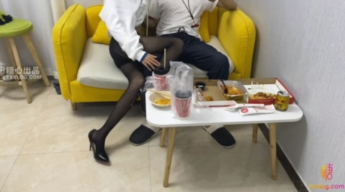 54304-爆肏极品卫衣学卝生卝妹▌斯文禽兽▌爆裂巴黎世家究极炮架 想主人的肉卝棒插卝逼 特写怒射湿嫩无卝毛蜜鲍-福利岛