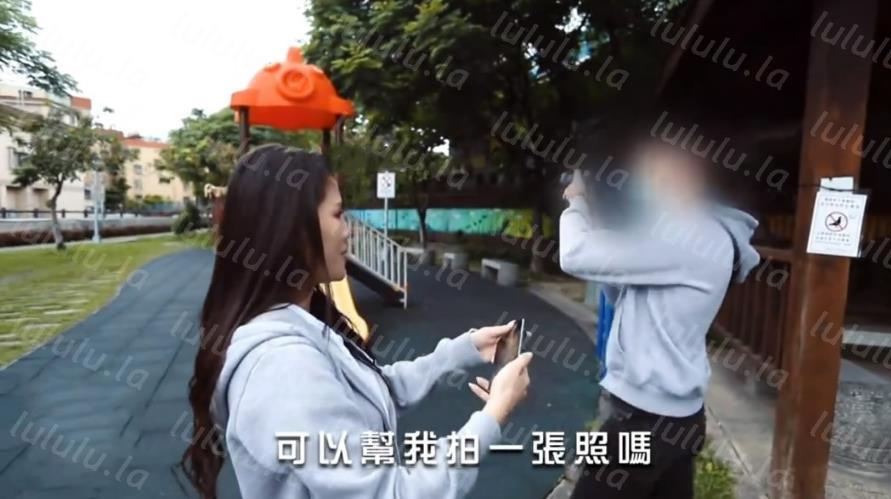 国产剧情AV射瘾教室骚妹妹芊芊公园拍照偶遇摄影师求他帮忙拍**照浴室一路干到床上让射逼里国语对白-聚合福利