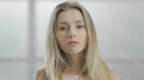 这个小美女太精致了抱着操穴滋味绝对销魂啊，小巧玲珑大鸡巴插入啪啪撞的抖动真鸡儿受不了-福利岛