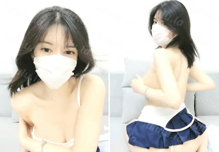 软绵绵无力极品美乳粉穴妹子自摸洗澡诱惑脱光光沙发上摆弄姿势掰开粉穴-聚合福利