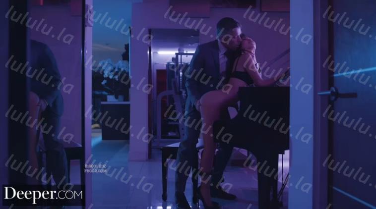 健身猛男老外二十多公分粗大鸡巴 爆操极品华裔妹子 这长度直接干子宫里了 高清-福利岛