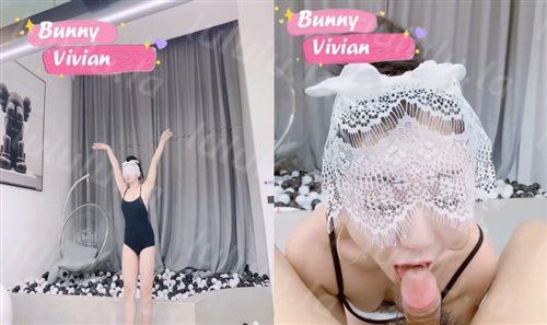 极品身材窈窕高颜值女神【爱丝袜Vivian姐】芭蕾服卖弄风骚舞姿，专注吃鸡 主人掀开窄小遮掩直取花蕊-福利岛