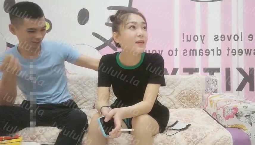 千人斩探花嫖老师上操约了个黑衣妹子近距离掰穴沙发上骑乘后入大力猛操-聚合福利