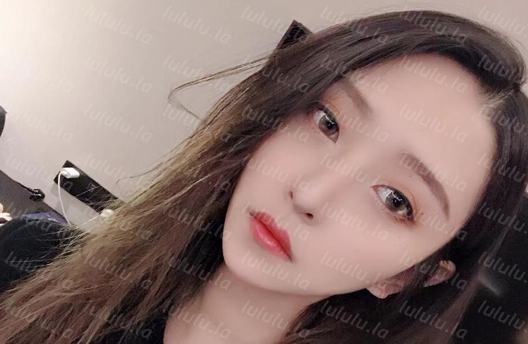 【珍藏版TS】献出最萌网红TS金禧曌 线条优美性感黑丝身材有点小萌的鸡巴玩耍妖棒 特别美-聚合福利