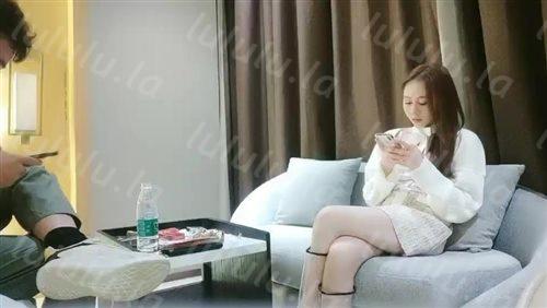 沈先森帶你找外圍 高 素質大白美腿妹子花臂紋身 舔屌口交後入抽動-福利岛