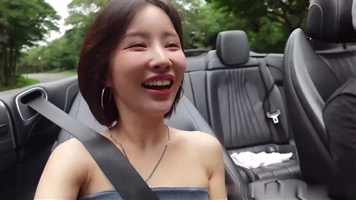 74831-完美身材名媛SunWall 敞篷车里的一切-小野猫福利