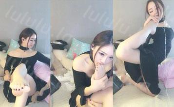 丽柜然然足控福利直播，3小时超长肉丝黑丝舔脚。-聚合福利