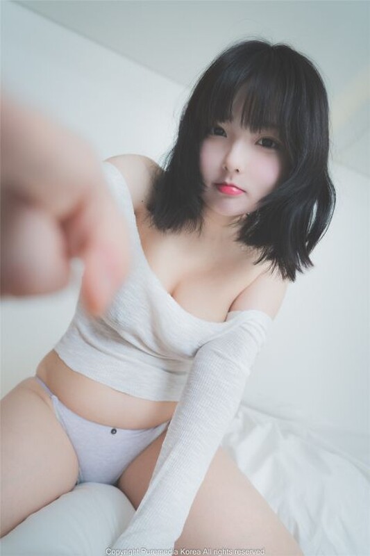 Pure Media VOL.122 - Hansom [96P/850MB]