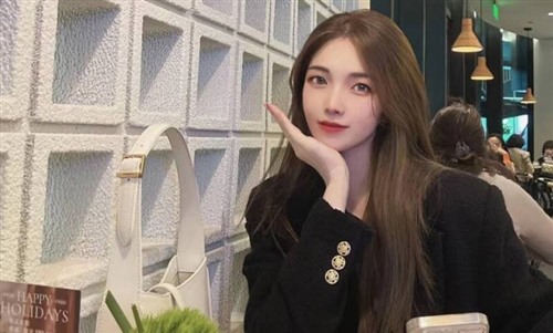 71996-极品高颜值美女大学生被金主调教主动乖乖配合舌舔jb还给深喉口交像小母狗一样舔下体私处那种感觉要上天-聚合福利