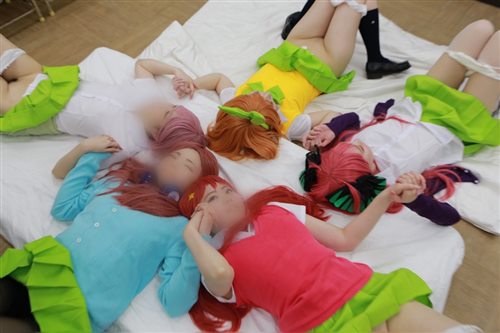 FC2-PPV-1799377 【五等分のハーレム】世界初、五つ子との超ハーレム。教室で生ハメやり放題。童貞くんイキナリ夢のシチュエーションへようこそ!...-福利岛