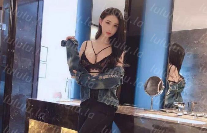 高端网红美女模特系列-170CM性感翘臀大长腿美女嫩模为上位和摄影帅哥酒店啪啪,各种姿势狂干,看的热血膨胀!-聚合福利