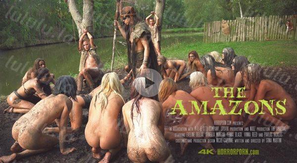暴力恐怖色情微电影传说中的【亚马逊野人部落】现代人闯入淫窝被擒获惨遭各种蹂躏-福利岛