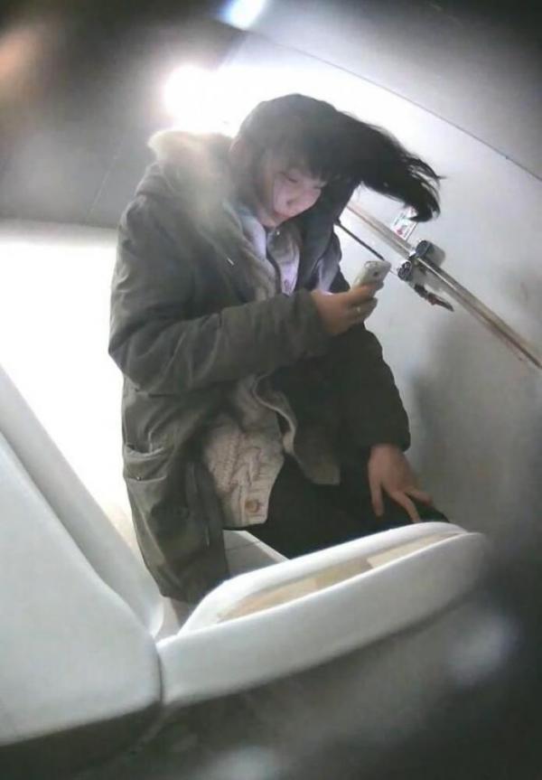 外站流出-韩国素人厕拍合集都是小美女-福利好好看