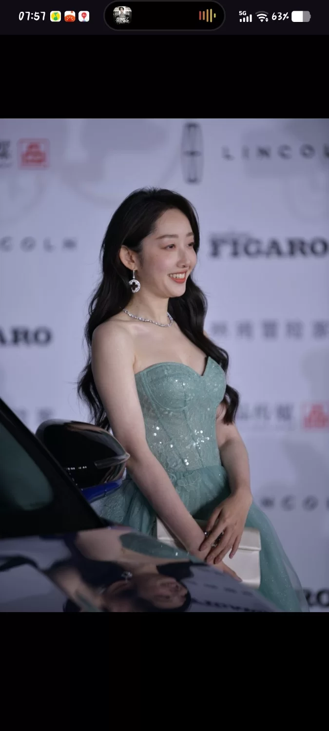 [转载搬运] 蒋梦婕弗加罗女明星生图 [204p+2.74G][百度盘]-福利岛