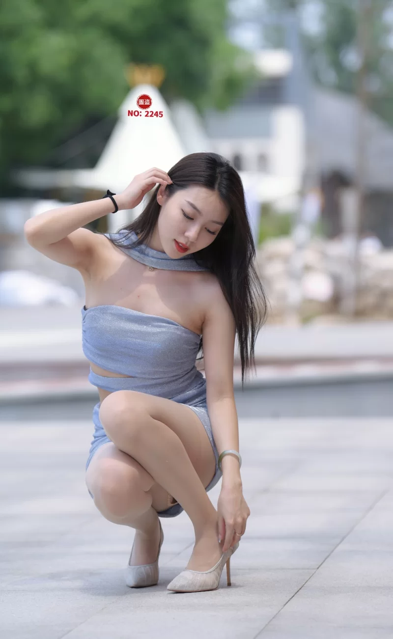 [转载搬运] 写真合集 珞丹 开档肉色丝袜 兰裙长的有点像张靓颖 [763P 20V+35.7G][百度盘]-福利岛