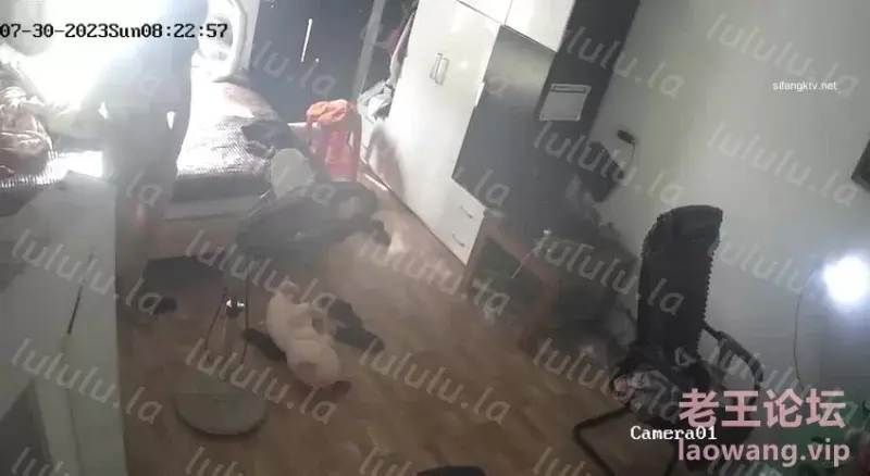 [自行打包] 流出黑客破解家庭网络摄像头偷拍 青春期妹妹发骚 [1+438M][百度盘]-福利岛