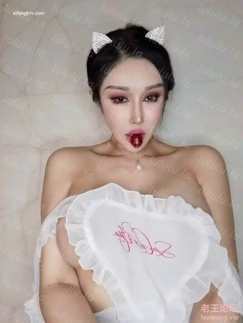 [转载搬运] 秀人波霸尤物【田冰冰】露脸露逼大奶，车厘子磨蹭骚穴G点 [1V+289MB][百度盘]-福利岛