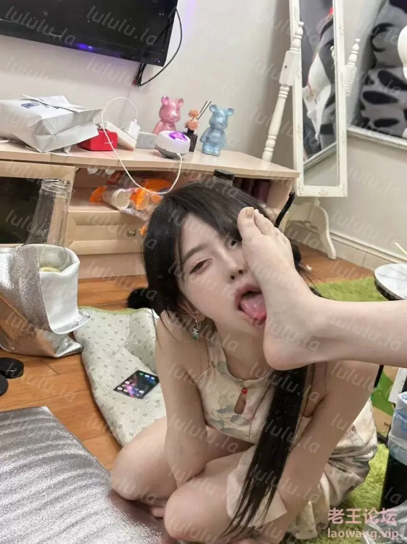 [转载搬运] ⚡顶级反差骚婊女神⚡露脸才是王道 高挑性感女神〖song〗 [45P10V+423MB][百度盘]-福利岛