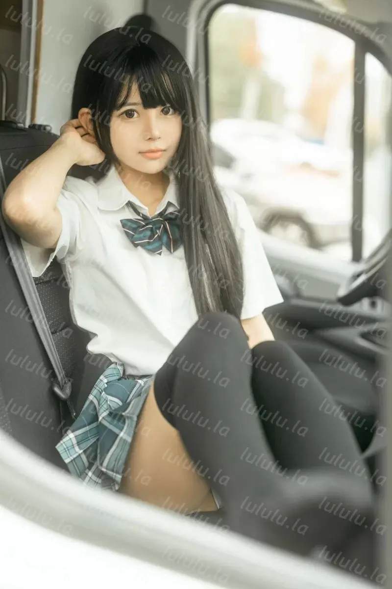 [转载搬运] rua阮阮 Vol.008 房车 JK[41P-445MB][百度网盘] [41P+445M][百度盘]-福利岛