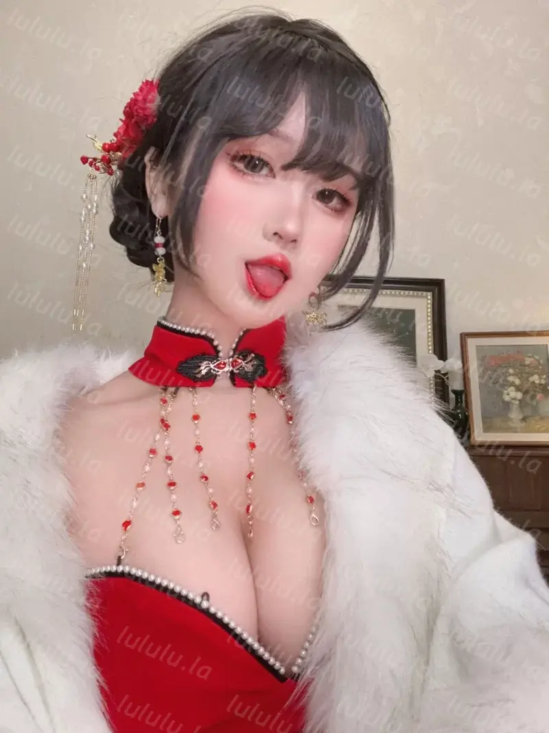 [转载搬运] 三度_69 Vol.086 红丝绒旗袍 [75P3V-704MB][百度网盘] [75P3V+704M][百度盘]-福利岛