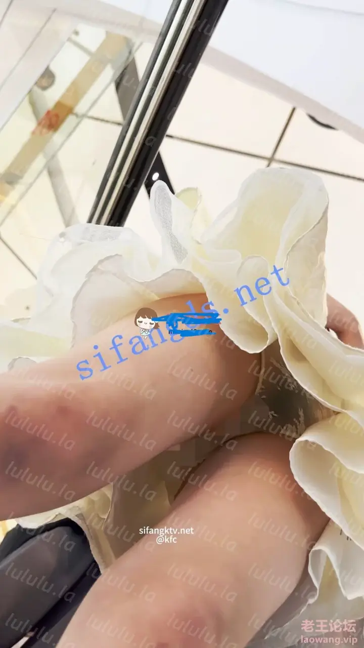 [转载搬运] 【KFC】⭐顶级CD极品学妹..情人节当众被男友扣B...透明内露毛 [1v+3G][百度盘]-福利岛