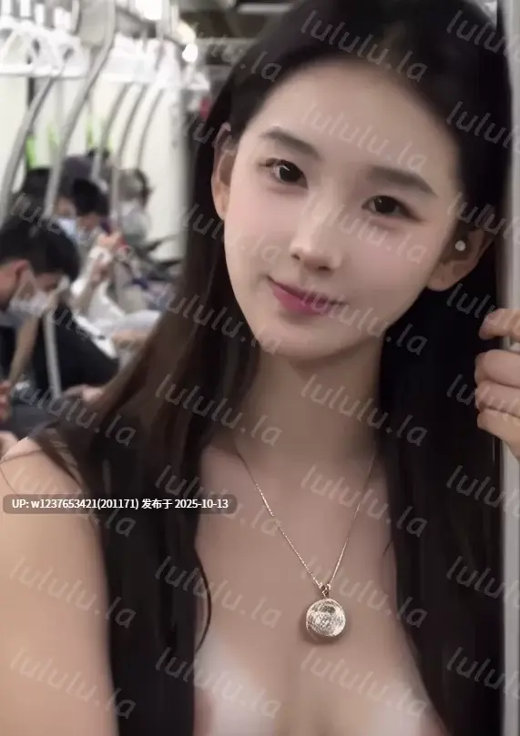 [转载搬运] 网红美女AI脱衣系列：黄玉瑶 [1+365m][百度盘]-福利岛