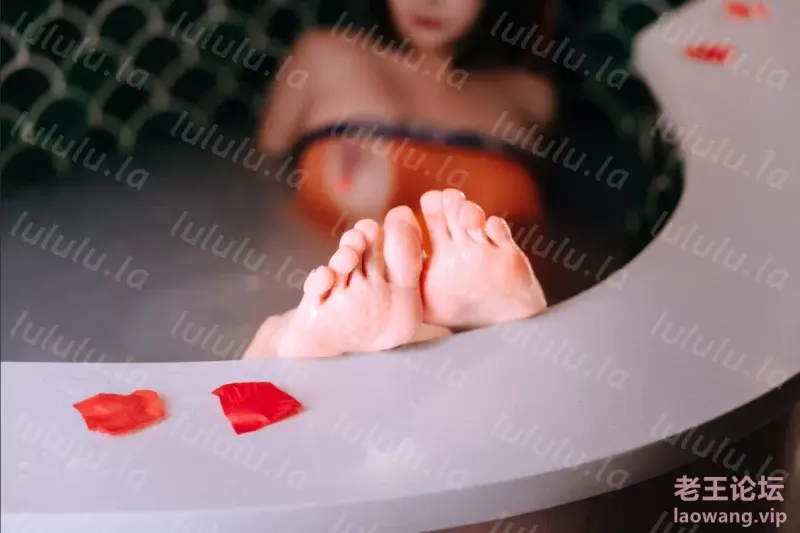 [自行打包] 日奈娇 – NO.172 鸳鸯浴 [150P+1.48G][百度盘]-福利岛