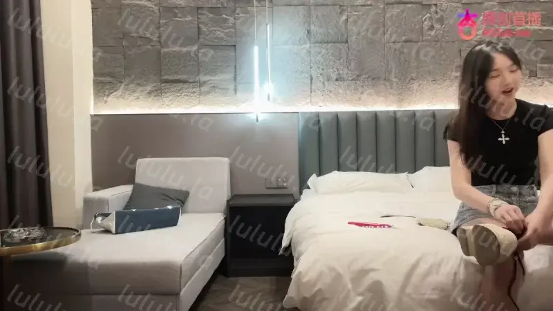 [自行打包] 杏吧洪七11-今天约了个身材丰满不臃肿的清纯美女屁股又 [1v+442m][百度盘]-福利岛