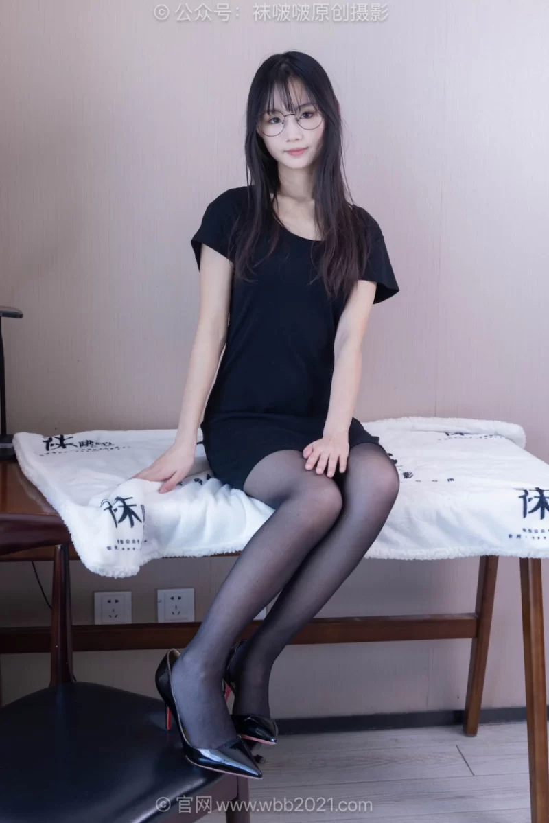 [转载搬运] 袜啵啵 607期：甜甜圈-高跟鞋、薄黑丝 [1v，145p+5G][百度盘]-福利岛