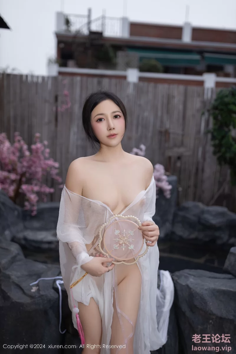 [转载搬运] 秀人 鱼子酱 一身薄纱半遮半露 两朵桃花遮美乳 [80P+778M][百度盘]-福利岛