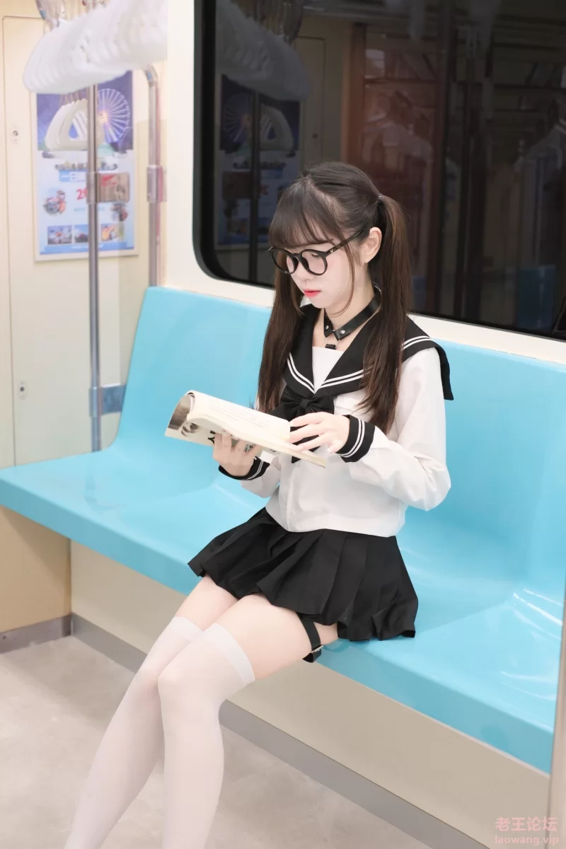 [转载搬运] 可可小白兔- 電車上の女高中生 [70p+42.6m][百度盘]-福利岛