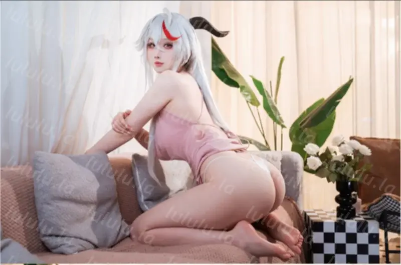 [转载搬运] 【COSPLAY】rioko凉凉子 - NO.144 埃吉尔居家版 [31P]【500M】 [1+500m][百度盘]-福利岛