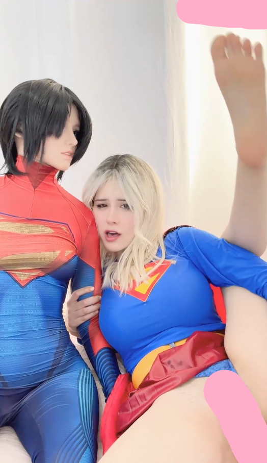 lizyhsan-第一次一边被插入一边口交 🤤要不要一起来体验一下？3V446M百度盘