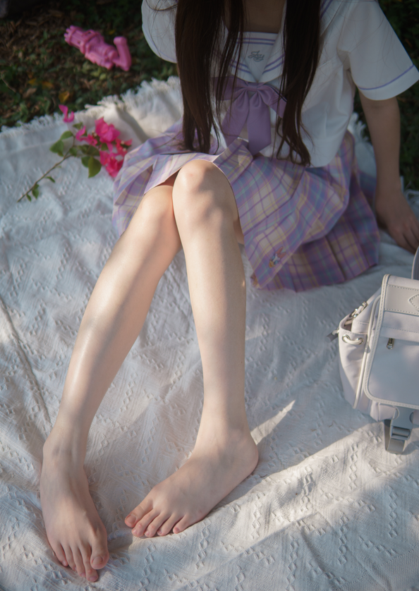 Limerence NO.053 海蓝 白皙希腊脚 JK户外野餐 【199P1V1.55G】