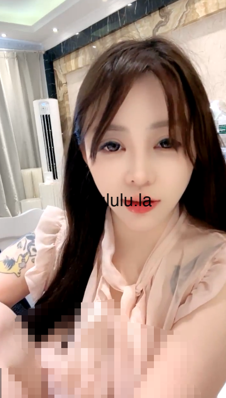 1316 完美颜值巨乳女神『炸土豆』自慰喷水大秀-福利岛