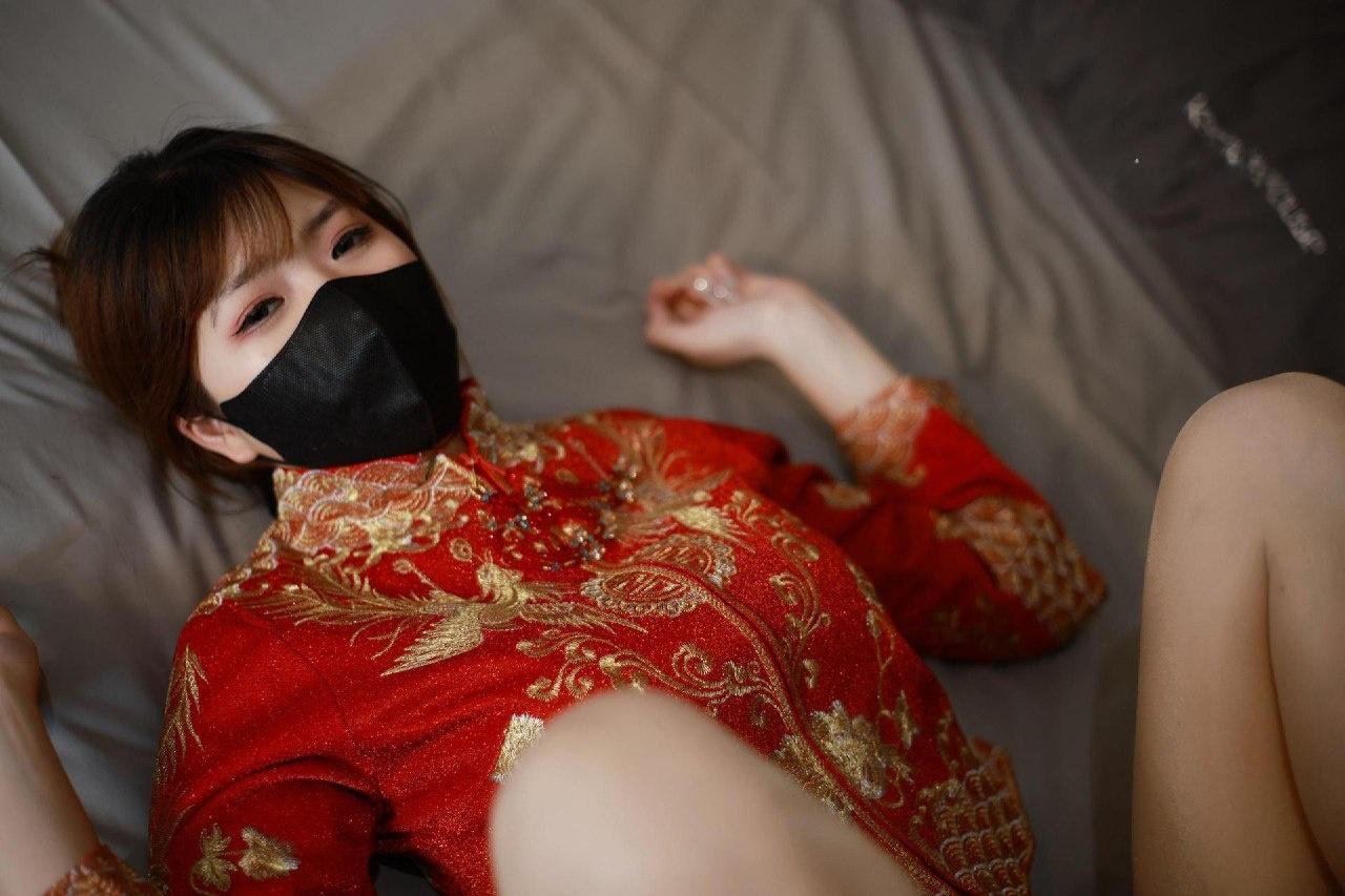 白龙猫女微密圈写真合集[14套]
