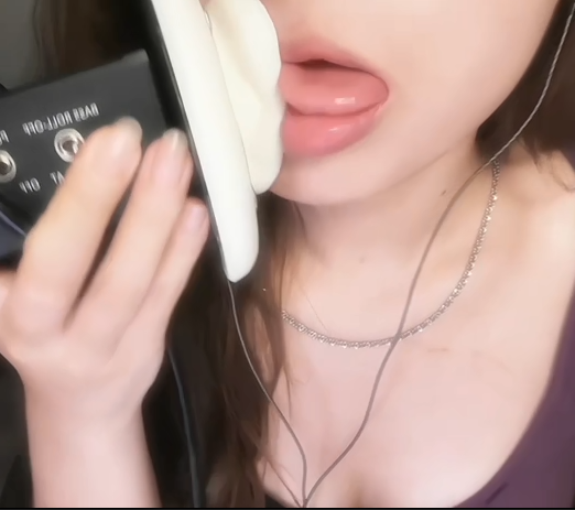 眠桑 8月 烧烧的舔耳 1V157M百度盘-福利岛