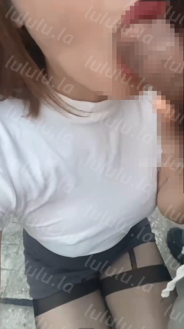 2545 抖音性爱露出女王【叶娇娇】电梯勾引男人在天台做爱，之后回房间足交啪啪-福利岛