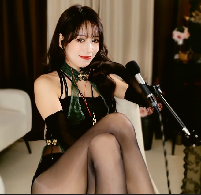 圈圈 孩子不在家 1V992M百度盘-福利岛