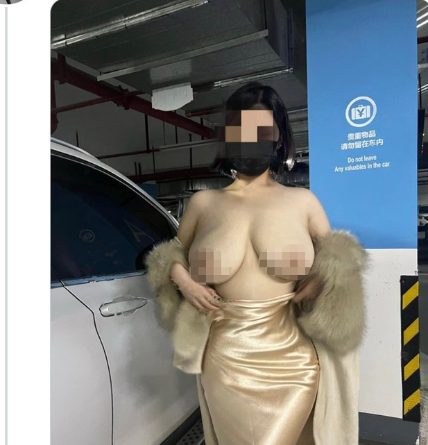 妮妮子 – G奶福利姬户外私拍福利