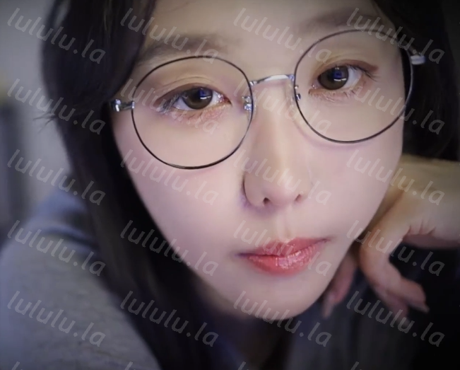 酥酥学姐 女导员 和老师谈谈心 近距离按摩放松 1V427M百度盘-福利岛
