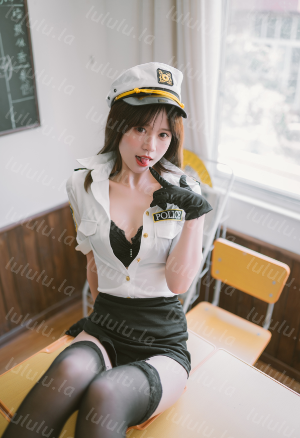 星黛鹿鹿 - 日常女警 【33P376M】