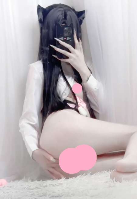 蛋卷 @yeyedanjuan – [520门槛] 10分钟 顶级白虎双马尾福利姬 萝莉 1V178M百度盘
