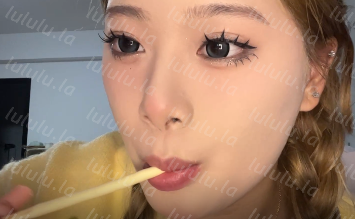 ASMR_Bob1啵啵_咀嚼牛奶味饼干➕口水 1V98M百度盘-福利岛