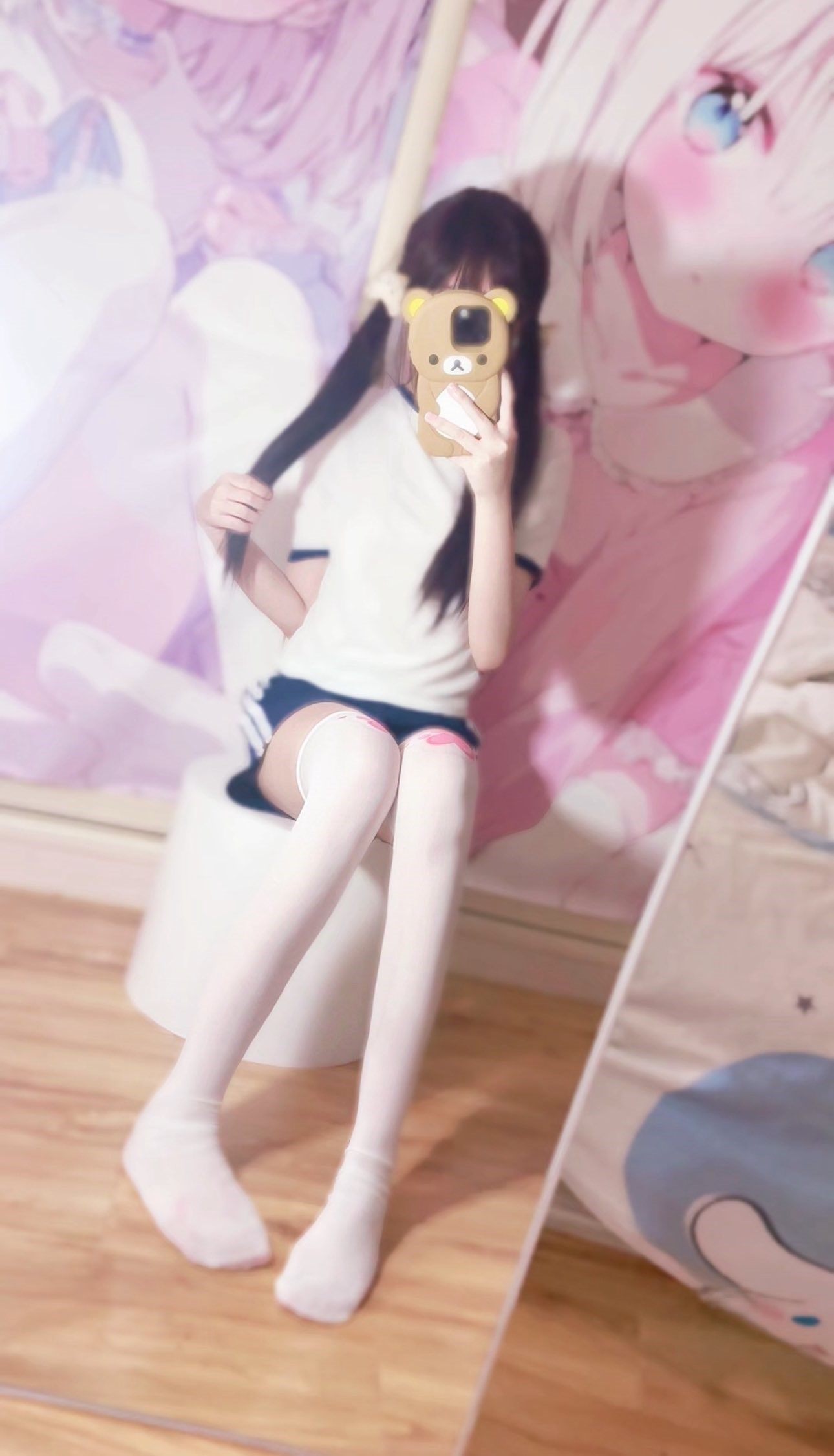 只只酱lo@zhizhisese – [288门槛] 24分钟 双马尾白虎萝莉福利订阅 [9PnV-1.38G]