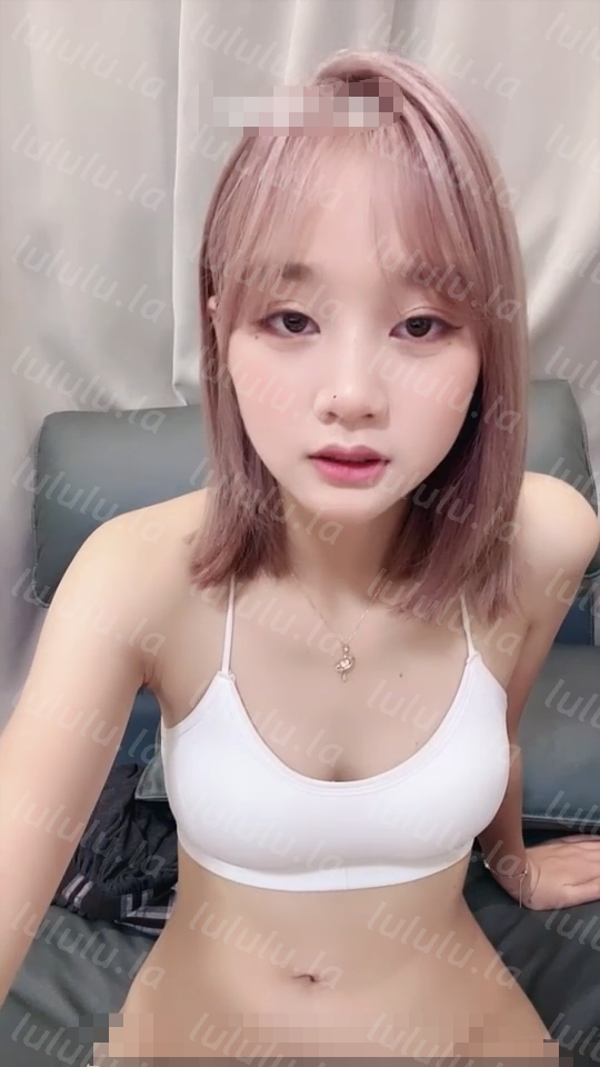 【小美】，三点粉嫩，喜欢被男友插入的感觉-福利岛