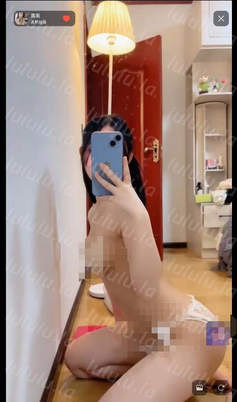 947 2025最新流出，樱桃小口行X级天花板【路雨】也扛不住了下海福利，美乳美鲍，脸穴同框道具自慰，美炸了-福利岛